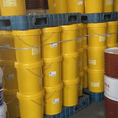 İyi bir fiyat. Petrokimya Motoru Soğutucu Yağı Motor Yağı Korozyona Karşı çevrimiçi